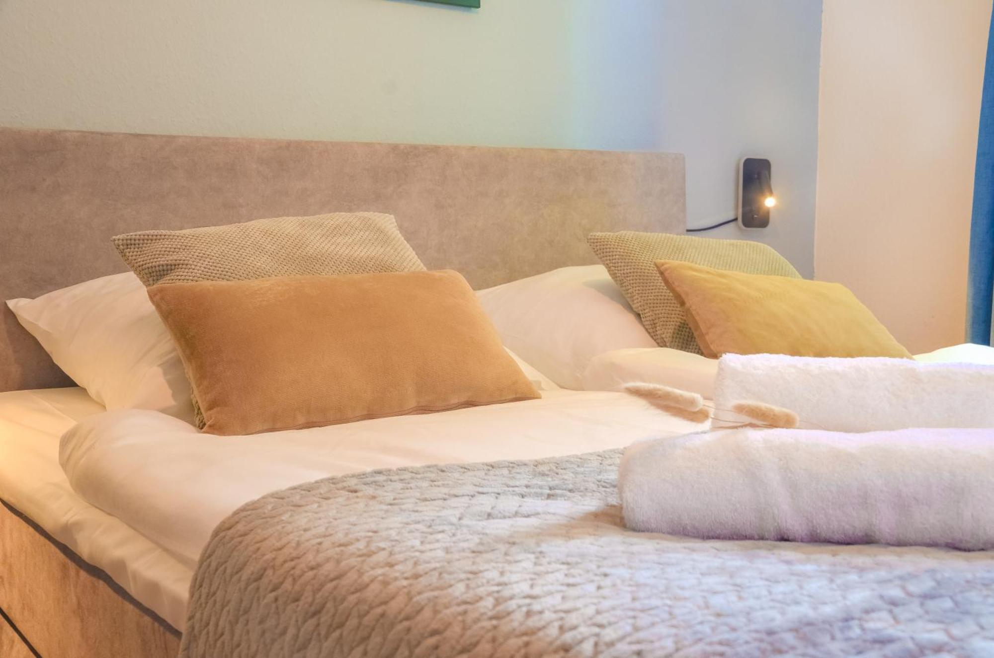MILPAU Buer 2 - Modernes Apartment mit Queensize-Bett, Netflix, Nespresso, Waschmaschine&Smart TV Gelsenkirchen Exterior foto